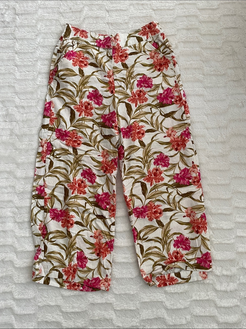 Kensie Floral Elastic-Waist Pants in White, Pink & Olive